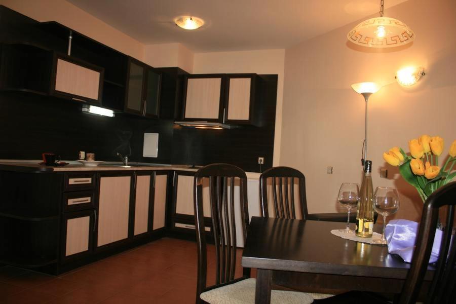 South Beach Hotel - New Management And Free Beach Access Tsarevo Bagian luar foto