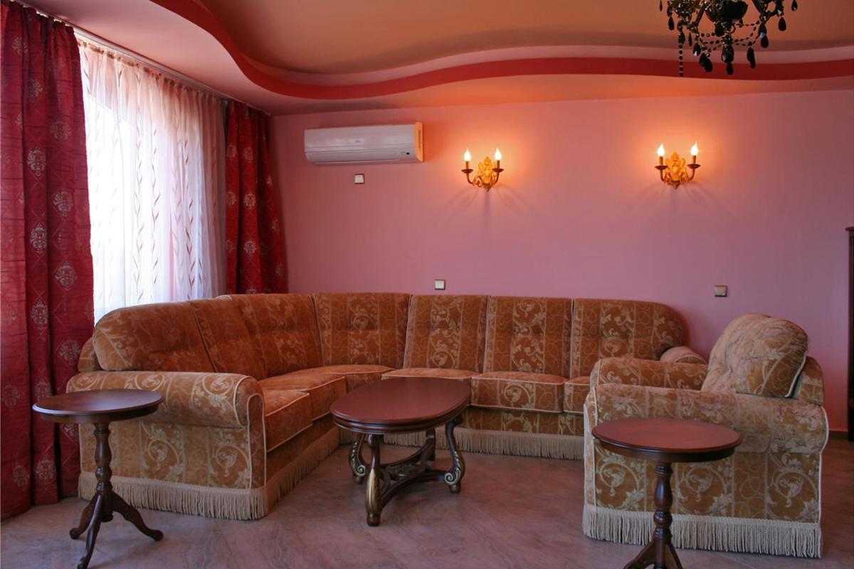 South Beach Hotel - New Management And Free Beach Access Tsarevo Bagian luar foto