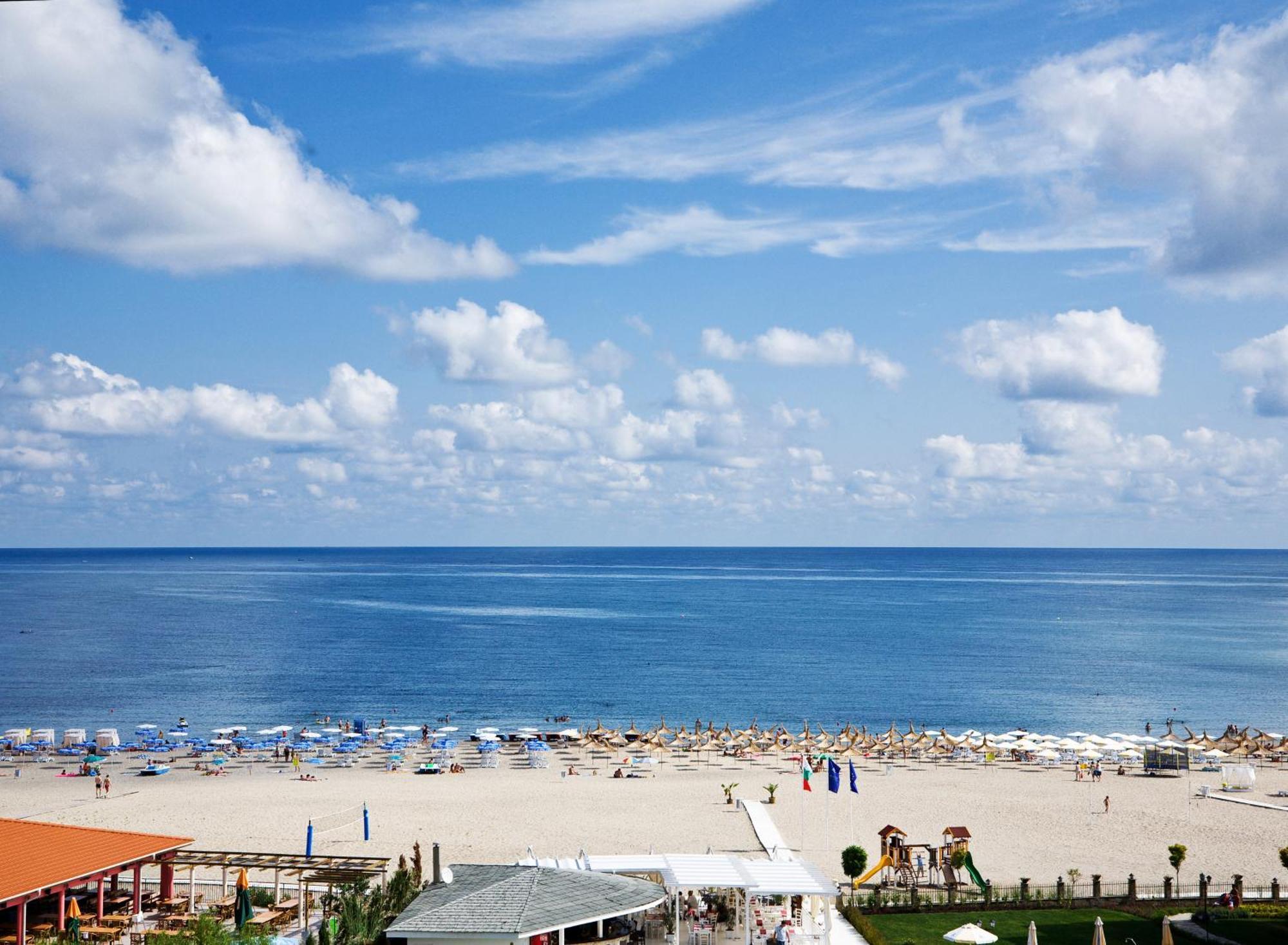 South Beach Hotel - New Management And Free Beach Access Tsarevo Bagian luar foto