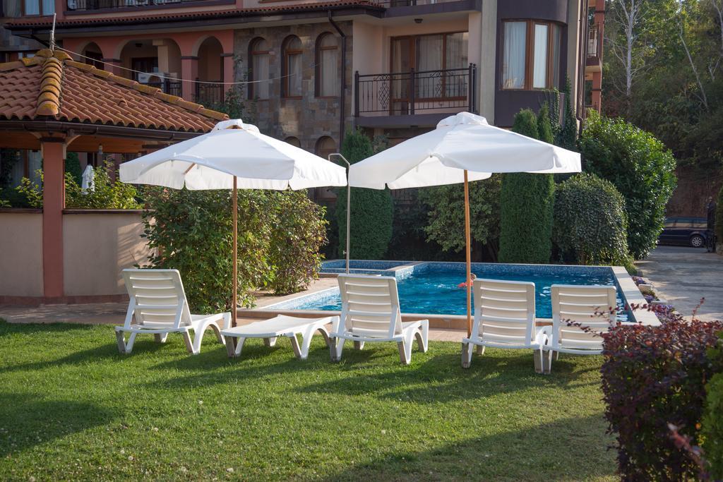 South Beach Hotel - New Management And Free Beach Access Tsarevo Bagian luar foto